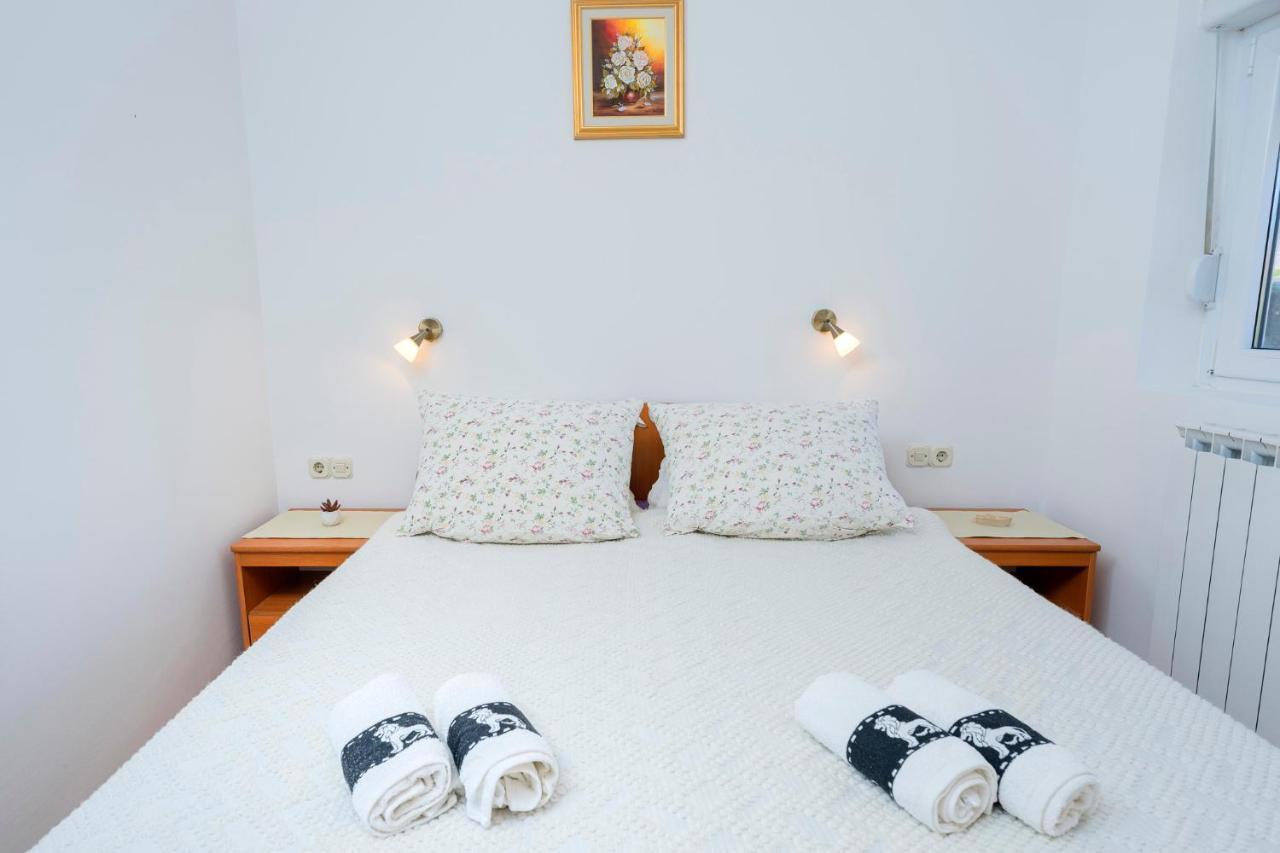 Apartments Draganic Jelsa (Hvar) Exterior foto